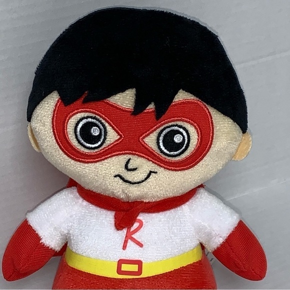 Ryan’s World RYAN You Tube 10" Plush Titan Superhero Stuffed Plush Toy - Picture 3 of 12